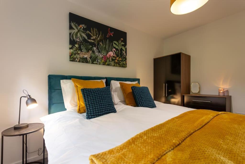 Polly'S Place Apartment Taunton & Free Off Road Parking & Wifi Ngoại thất bức ảnh